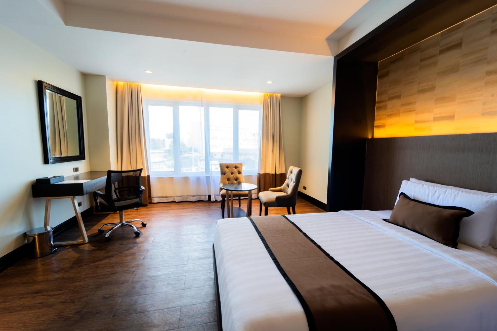 Metrocentre Hotel Tagbilaran City Bagian luar foto