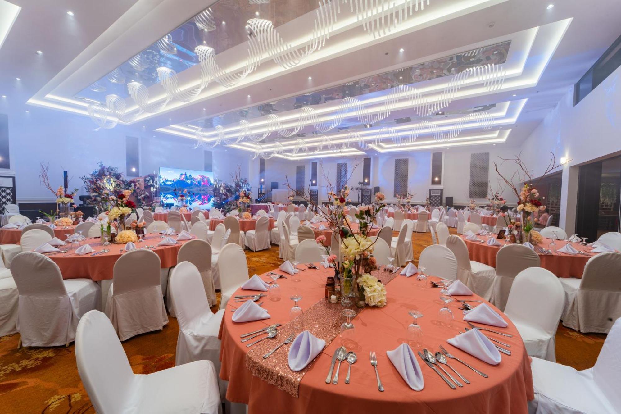 Metrocentre Hotel Tagbilaran City Bagian luar foto