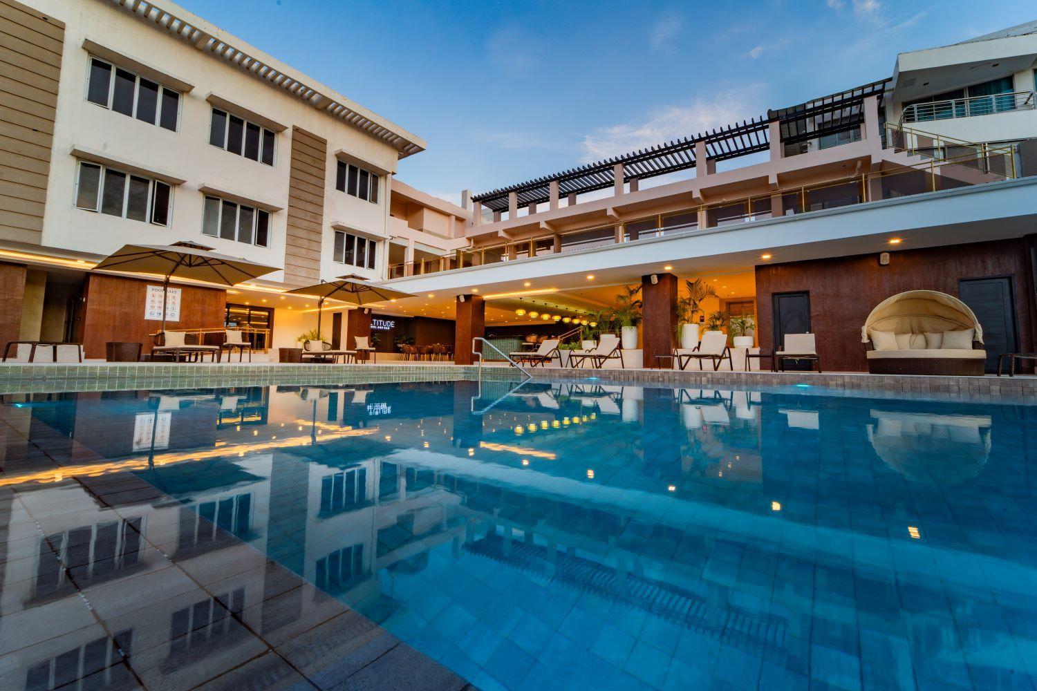 Metrocentre Hotel Tagbilaran City Bagian luar foto
